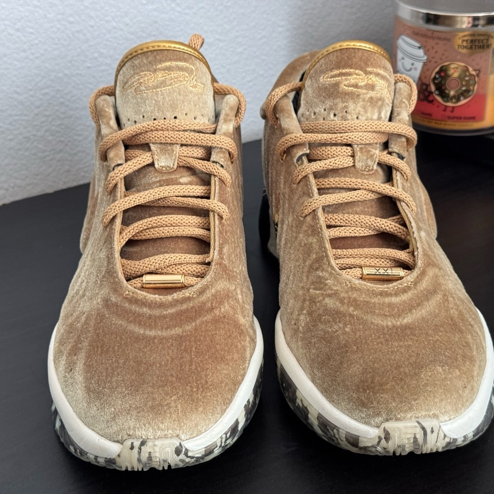 Nike LeBron XXI “The Shop” Basketball Shoes ✨EXCELLENT CONDITION✨ - Picture 4 of 10